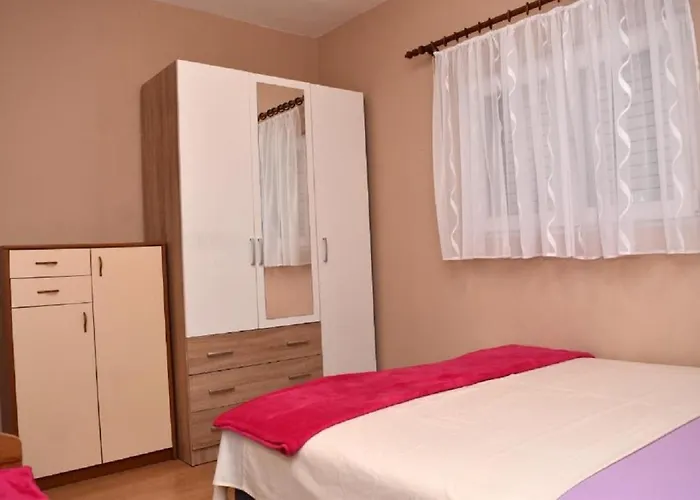 Oresic 2 Appartement Vir