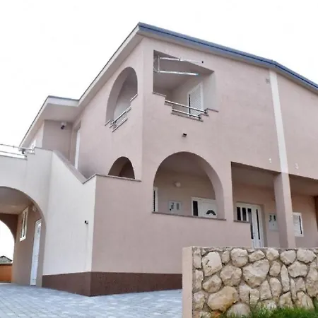 Apartment Oresic 2